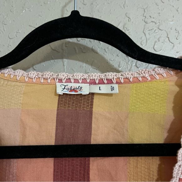 Faherty Margate Top In Sunset Desert Plaid Size Large - Picture 6 of 6